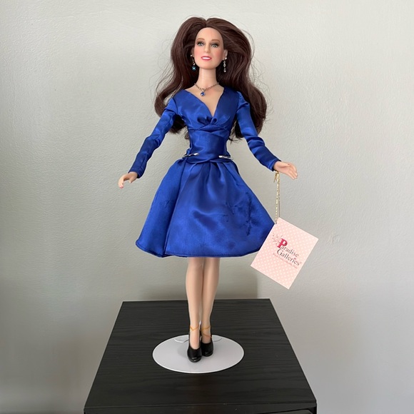 Kate Middleton “The Royal Engagement” Doll - Picture 1 of 9